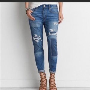 American Eagle Tomgirl jeans with patches